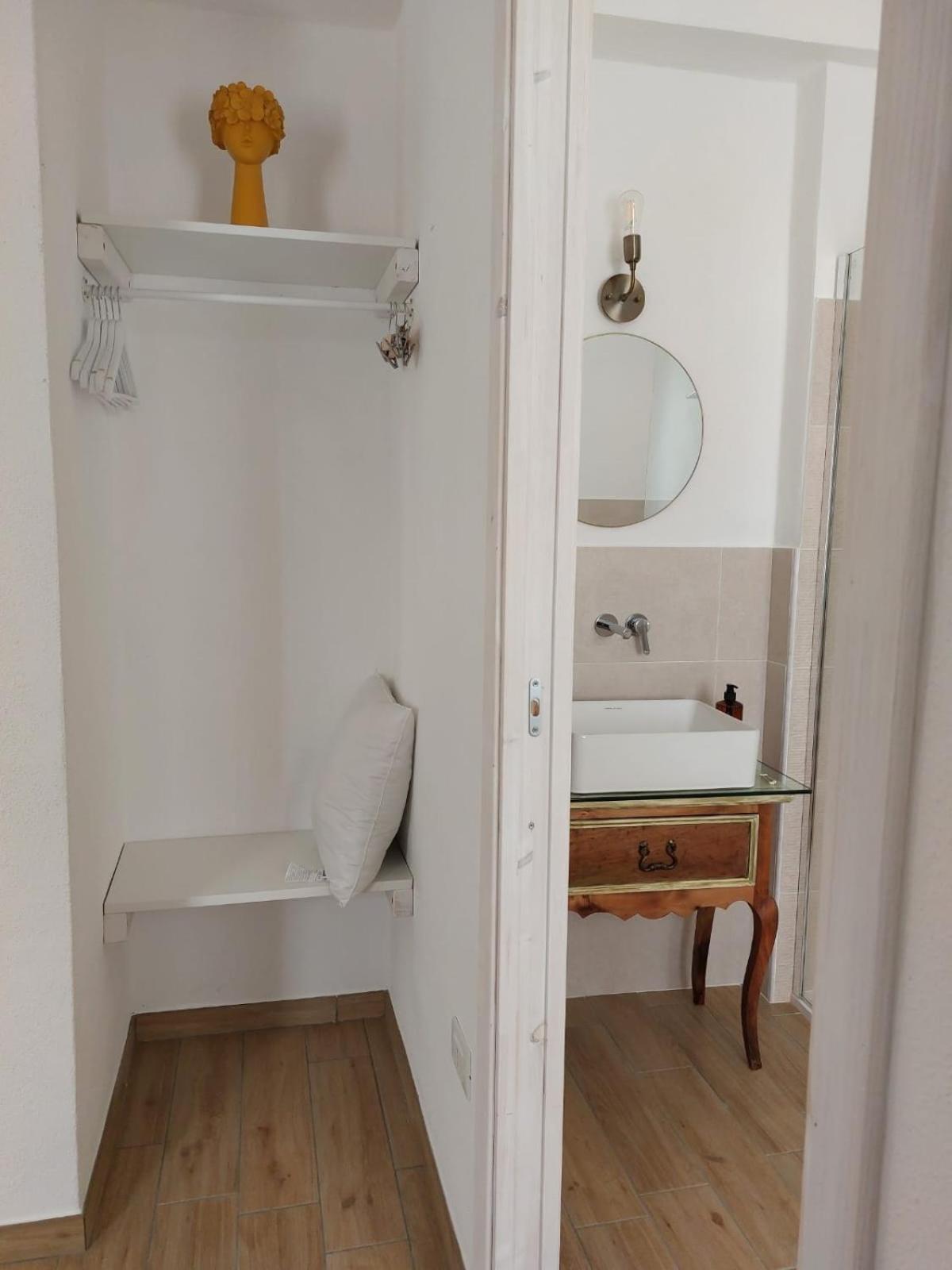 B&B Il Borgo Delle Emozioni Dolianova Dış mekan fotoğraf